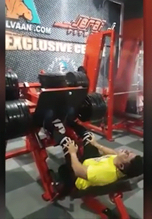 深蹲斷腿是肌霸們最後的倔強