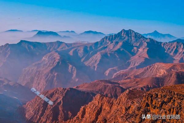 小國大能量：35萬人口擁有1.6萬家外企，加油127元自駕全國