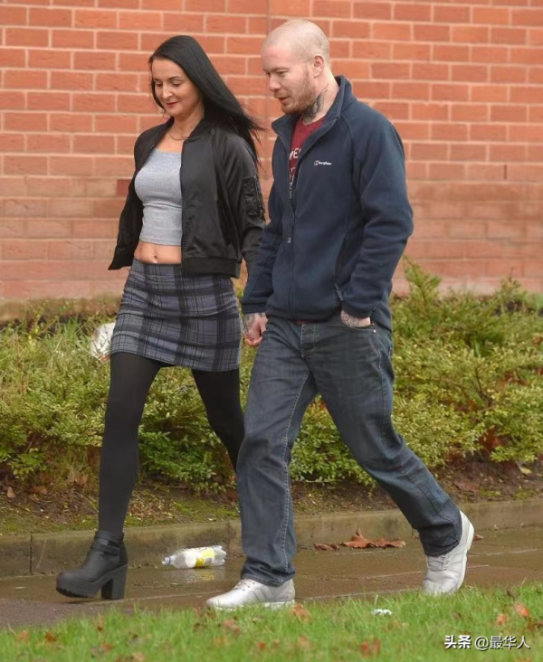 沒錢就生孩子？法國女人狂生13娃，領幾十萬福利金秒變富婆