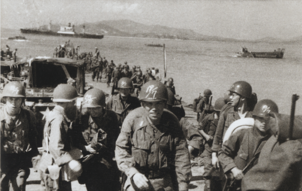 朝鮮戰爭:志願軍和美軍初次相遇,都把對方誤判為“加強版國軍” 朝鮮戰爭:志願軍和美軍初次相遇,都把對方誤判為“加強版國軍”