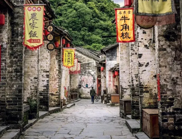 60歲前,一定要去的20個古鎮,既美又有煙火氣,你準備好了嗎? 60歲前,一定要去的20個古鎮,既美又有煙火氣,你準備好了嗎?