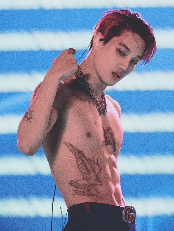 情侶頭像 l 和你的cp掛組情頭吧