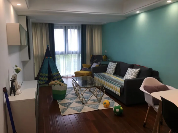 我後悔,沒早點把客廳改成書房 我後悔,沒早點把客廳改成書房