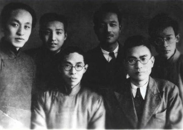 蔣介石向沈醉發誅殺令,民國大佬隨手畫一個反勾,救下90多條人命 蔣介石向沈醉發誅殺令,民國大佬隨手畫一個反勾,救下90多條人命