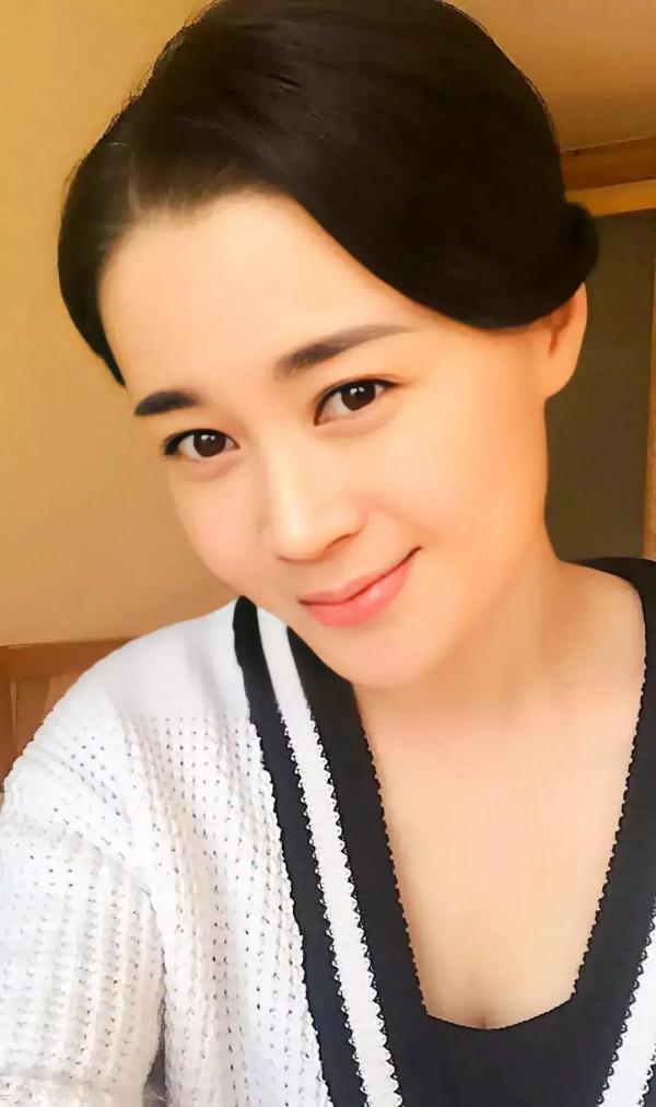 趙本山劇中老婆美照 趙本山劇中老婆美照