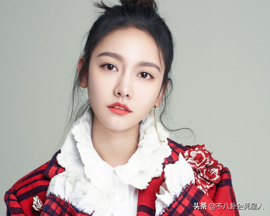 《白蛇傳》又翻拍!女主曾黑料纏身,許仙髮型洗剪吹,法海太年輕 《白蛇傳》又翻拍!女主曾黑料纏身,許仙髮型洗剪吹,法海太年輕