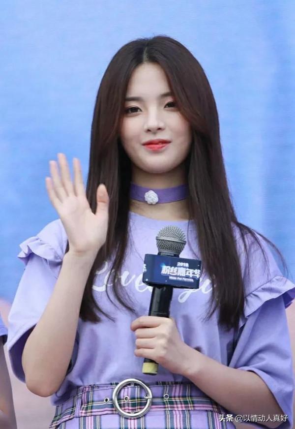 楊家3大美人中的楊超越：初中文化，21歲成中國頂流女星身價過億