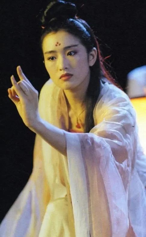 鞏俐驚豔時光的青春美照 鞏俐驚豔時光的青春美照