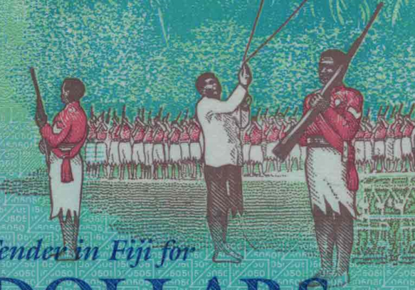 斐濟慶祝獨立50週年、穿拖鞋和裙子的儀仗隊士兵讓人眼前一亮