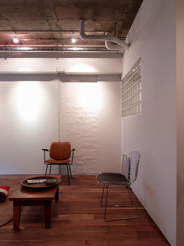 東京港區29年49平舊房改造，什麼是牆上的書架，比裝修提前兩步？