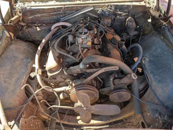 被時間遺忘的1967 年龐蒂亞克火鳥，經過修復即可重新上路行駛