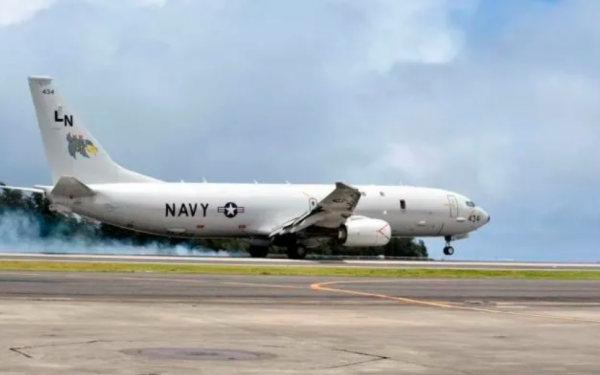 短短1個月,94架次美軍機逼近中國,貼著海岸飛行,局勢前所未有 短短1個月,94架次美軍機逼近中國,貼著海岸飛行,局勢前所未有