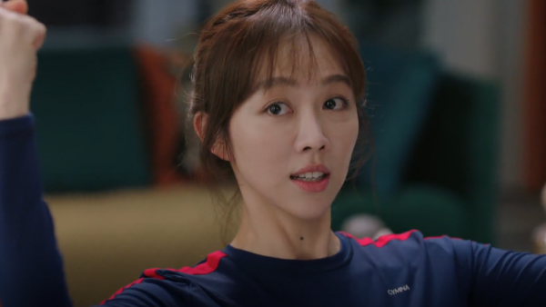 播出1集，收視率爆了！殷桃一出手，就給央視帶來了“王炸”