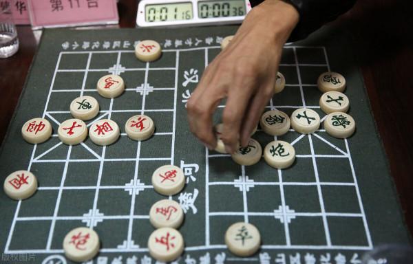 象棋是馬強還是炮強? 象棋是馬強還是炮強?