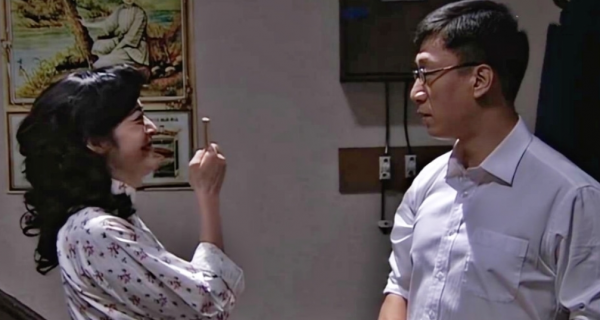 《潛伏》中的假夫妻,在白區普遍存在,原因不復雜,只為了好租房 《潛伏》中的假夫妻,在白區普遍存在,原因不復雜,只為了好租房