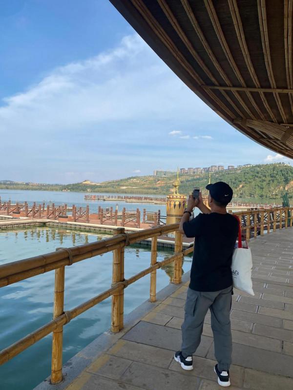 退休夫妻錯峰遊