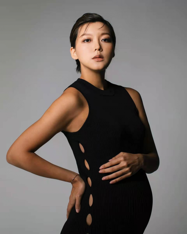 2021年娛樂圈8場唯美婚禮：俊男靚女羨煞旁人，兩對新人奉女成婚