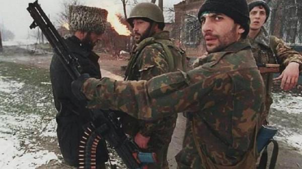 難忘車臣之戰，90人血戰2500名叛軍，776高地戰役讓普京落淚