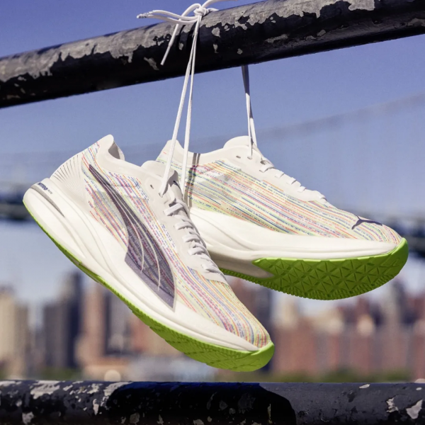 國際品牌2021跑鞋年終盤點,究竟誰是其中佼佼者? 國際品牌2021跑鞋年終盤點,究竟誰是其中佼佼者?