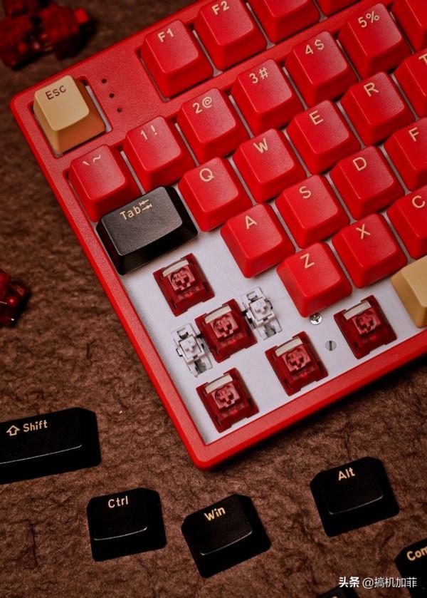 紅紅火火過大年！HELLO GANSS HS87T 法拉利紅上手