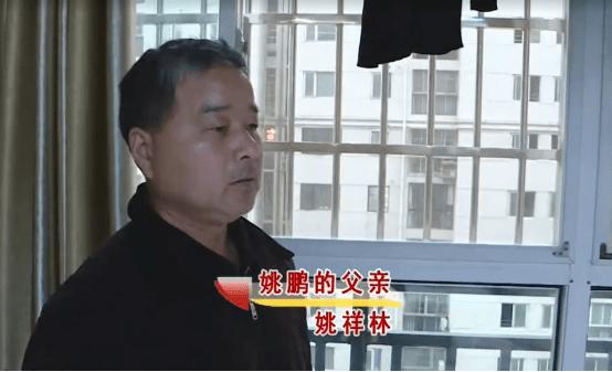 他才26歲,卻用一根電線把自己吊死在了家裡… 他才26歲,卻用一根電線把自己吊死在了家裡…