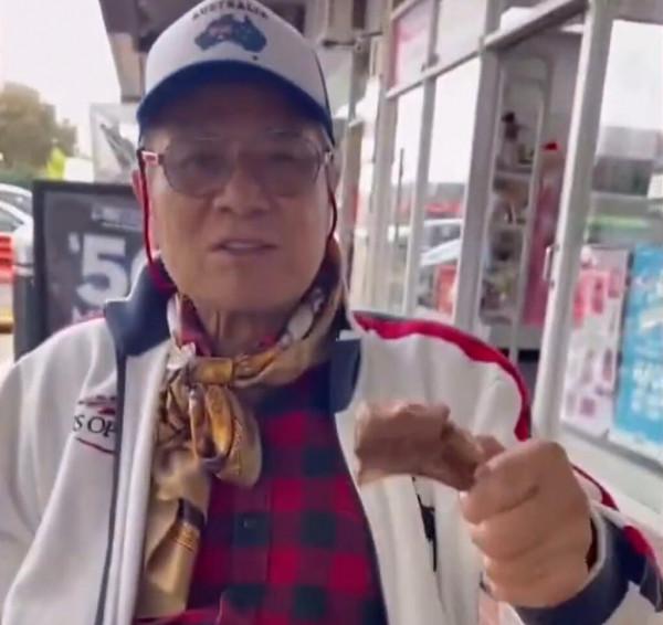 22位老藝術家近照,平均年齡近90,真正的年輕,不在臉上,在心裡 22位老藝術家近照,平均年齡近90,真正的年輕,不在臉上,在心裡