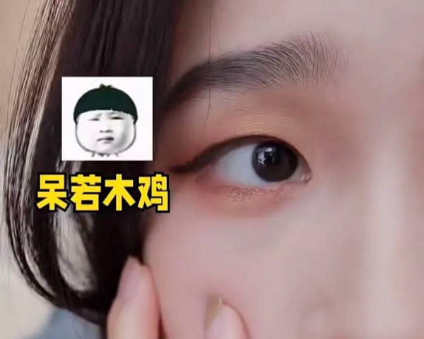 為什麼現在很多女生不化妝只塗口紅? 為什麼現在很多女生不化妝只塗口紅?