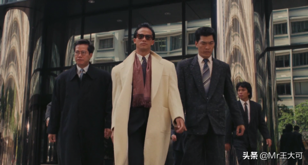 電影《英雄本色》，誰才是陷害阿豪的元兇和造成小馬悲劇的推手