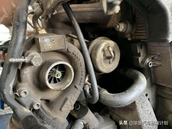 「至臻情懷」一臺老傢伙的重生路,修復煥新一臺戰損級帕薩特B5 「至臻情懷」一臺老傢伙的重生路,修復煥新一臺戰損級帕薩特B5