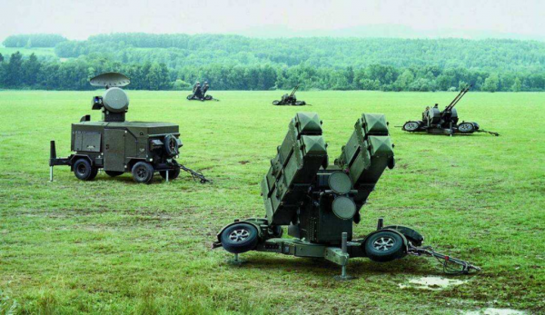 牙縫裡擠經費，卻買三款效能相似的防空系統，中國吃小虧佔大便宜