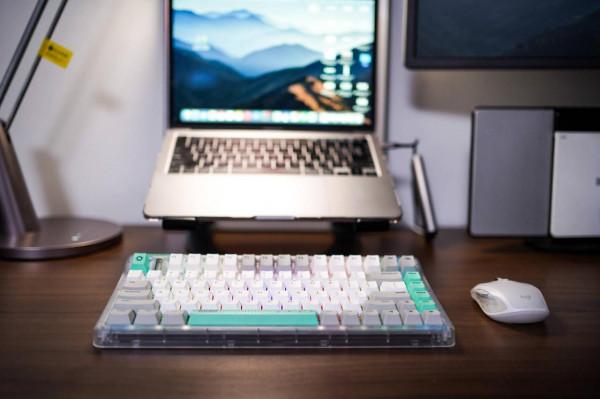 從效能到設計都是2021最大驚喜，鋁廠OG80蟲洞到底有多特別