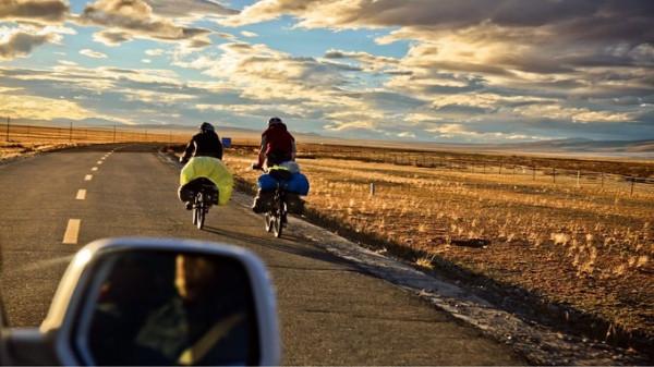 年輕旅行者被認為不務正業：在路上經常被陌生人勸解回家結婚生子