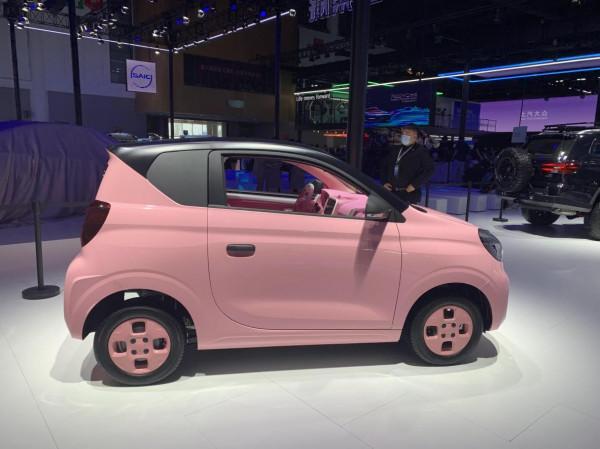 不到5萬元，有空調和氣囊，續航302km，科萊威是你的菜嗎