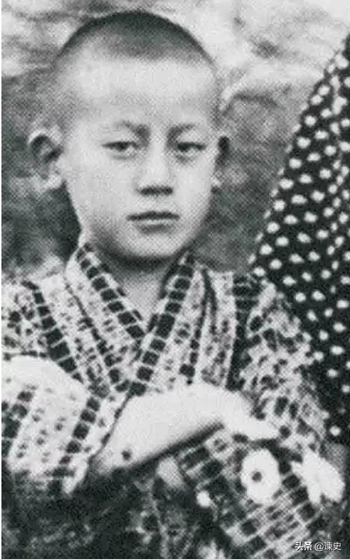 川島芳子的親弟弟,一個是大漢奸,另一個卻是解放東北的英雄 川島芳子的親弟弟,一個是大漢奸,另一個卻是解放東北的英雄