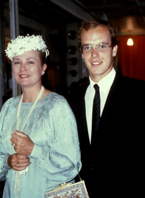 籠罩摩納哥王室700年的詛咒：格蕾絲王妃52歲車禍，兒女婚姻不幸