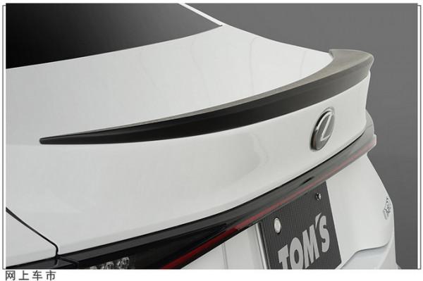 不負“咬地鯊”之名！雷克薩斯IS改裝套件釋出，四出排氣造型惹眼