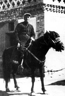 西安事變後,彭德懷率紅軍秘密直逼西安,朱老總後悔1933年沒出兵 西安事變後,彭德懷率紅軍秘密直逼西安,朱老總後悔1933年沒出兵