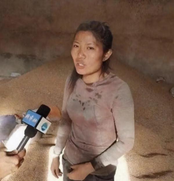 張方方的平地";翻船";記:從水泥西施到人人喊打,她比想象的更惡劣 張方方的平地";翻船";記:從水泥西施到人人喊打,她比想象的更惡劣