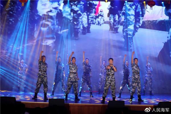 這場軍營春晚，帶你見證海軍防化兵的高光時刻