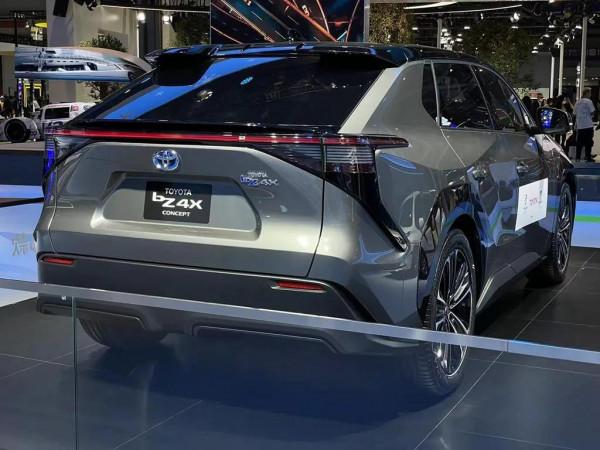 2022年中期國內上市 豐田bZ4X進博會亮相