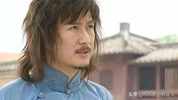 過氣明星走穴群像：“最帥楊逍”兩千八5首歌，胖“唐僧”吃老本