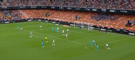 西甲-本澤馬+飛翼3分鐘傳射 皇馬2-1逆轉瓦倫西亞 西甲-本澤馬+飛翼3分鐘傳射 皇馬2-1逆轉瓦倫西亞