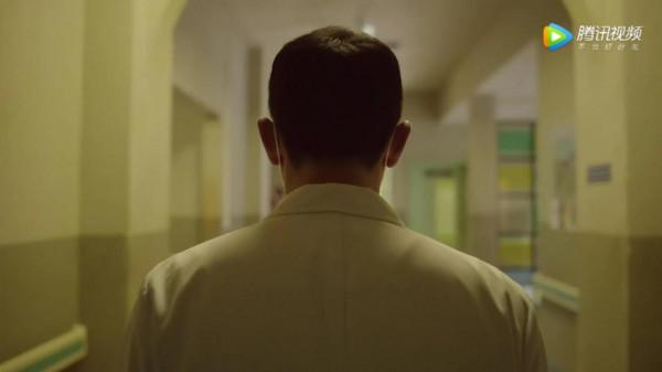 100週年展播劇第四部《埃博拉前線》另類的看點,讓人震撼不已 100週年展播劇第四部《埃博拉前線》另類的看點,讓人震撼不已