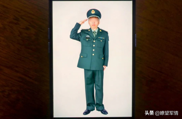 KTV出現穿軍裝的上尉,自稱是集團軍營長:正在實施交友活動 KTV出現穿軍裝的上尉,自稱是集團軍營長:正在實施交友活動