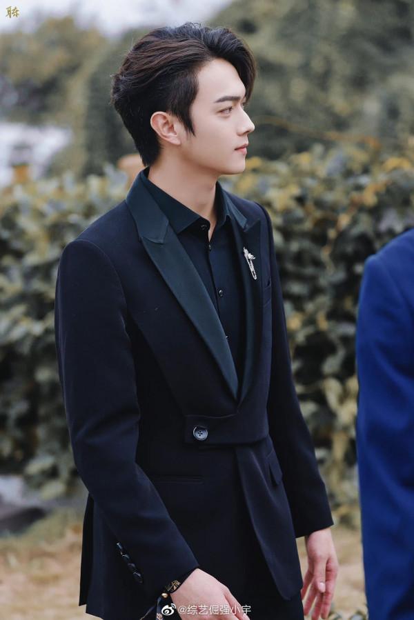 文榮獎紅毯：許凱、任豪、劉浩存、周也、辣目洋子、張予曦、曾黎