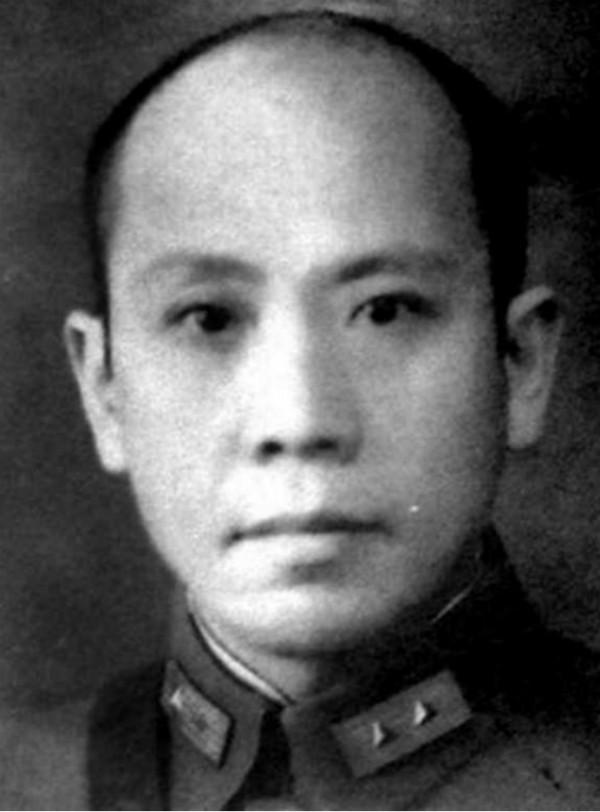 孟良崮戰役後，各救援部隊將領受到如何處罰，湯恩伯捱了一柺杖