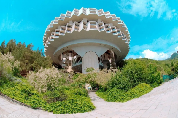 迷人而詭異的蘇聯養老院