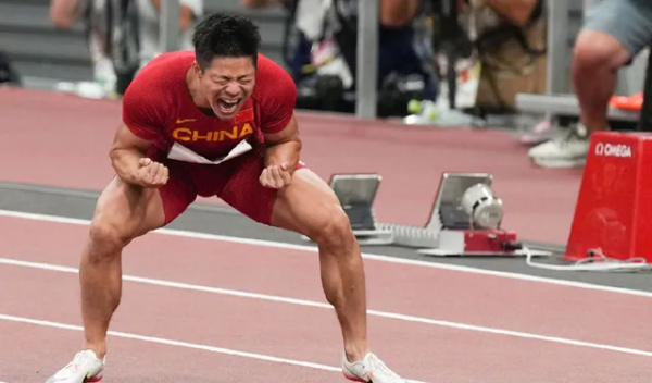 逆風+放水，00後小將預賽第一，又一個蘇炳添橫空出世？