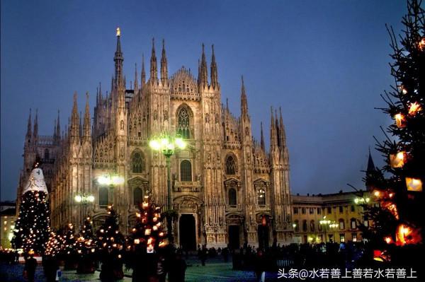 世界上最精美的哥特式建築——米蘭大教堂 世界上最精美的哥特式建築——米蘭大教堂
