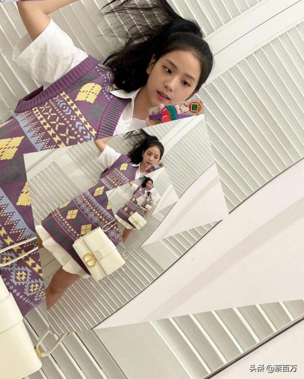 韓國女星全在穿爺爺背心！三種搭配方式洋溢減齡氣質學院風